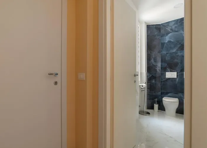 Апартаменты Guesthost - Functional Piazza Re Di